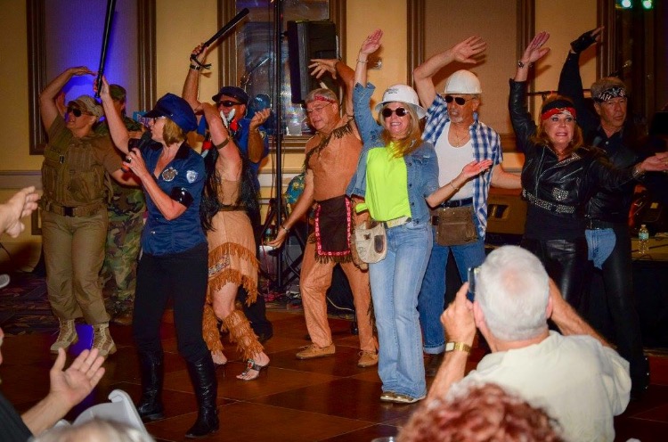 Photo of people dancing at Bahama Casual event 2016